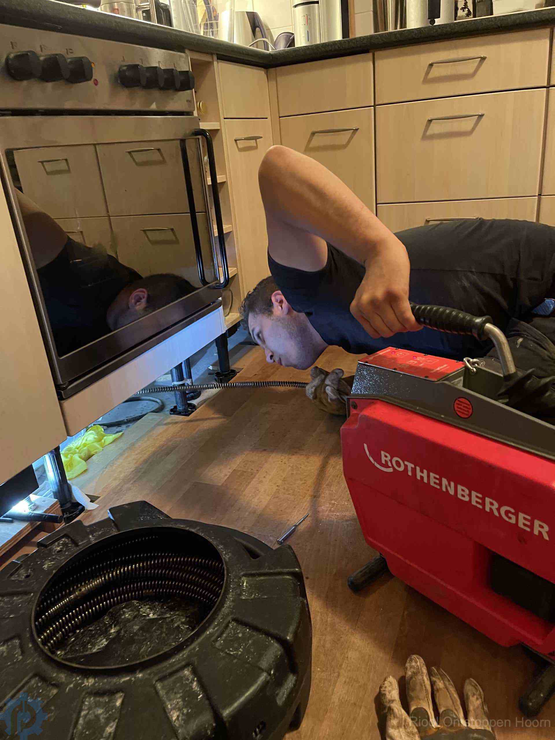 Ontstoppen Gootsteen Hoorn Ontstoppen Gootsteen Hoorn